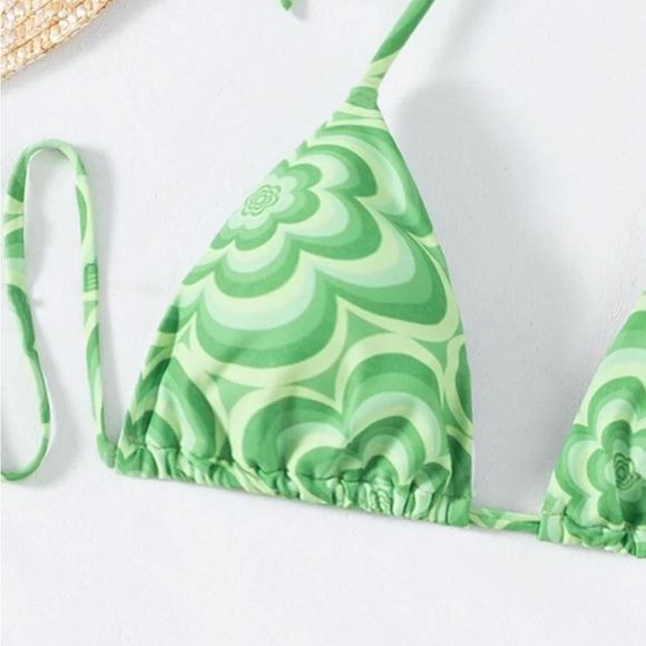 Green shein bikini - Picture 2 of 6